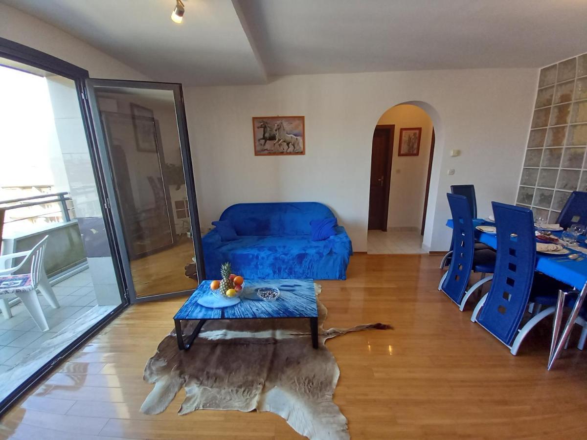 Iva Apartman Pula Exteriör bild