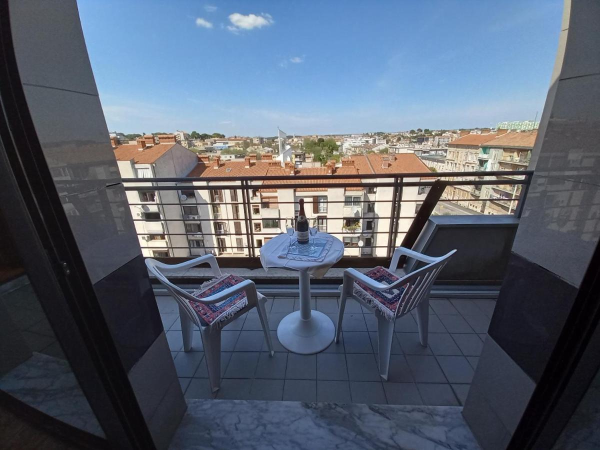 Iva Apartman Pula Exteriör bild