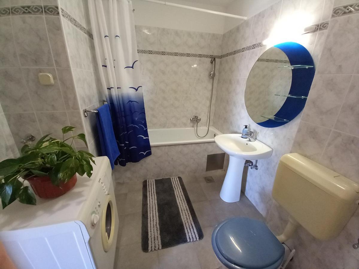 Iva Apartman Pula Exteriör bild
