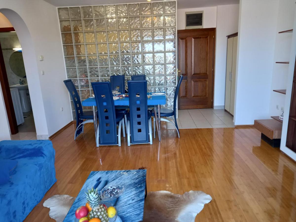 Iva Apartman Pula Exteriör bild