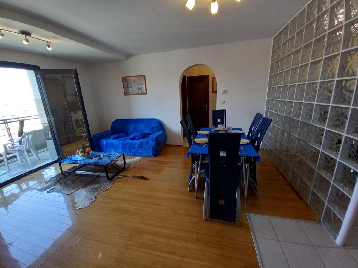 Iva Apartman Pula Exteriör bild